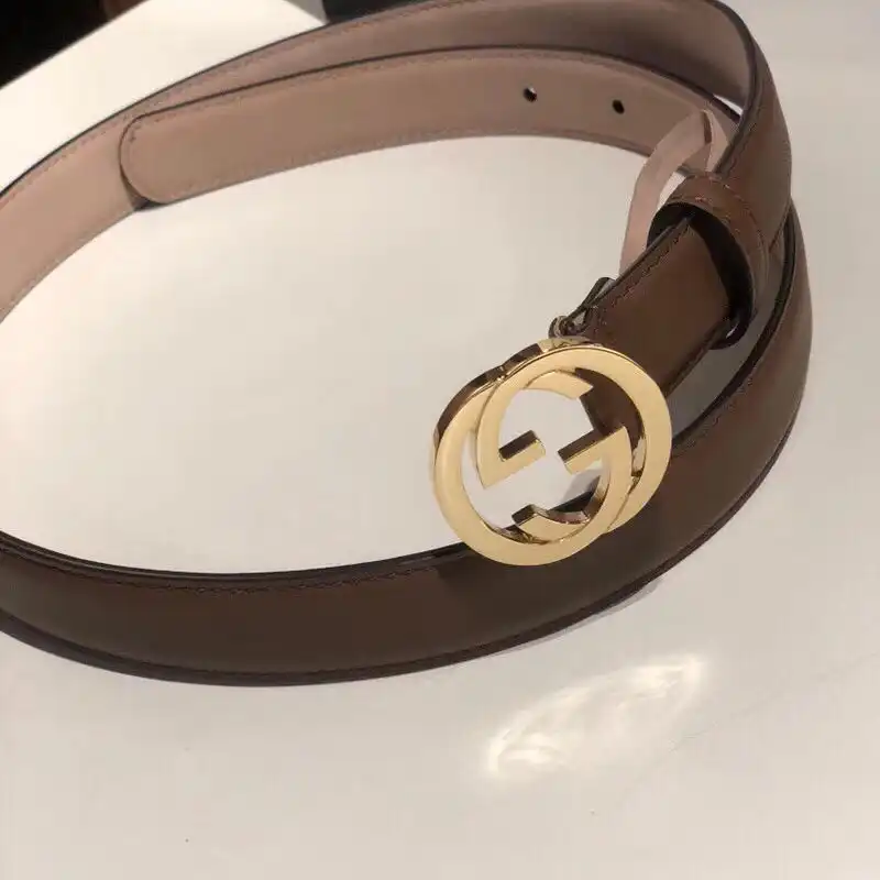 G*u*i s belte 1905bl0127