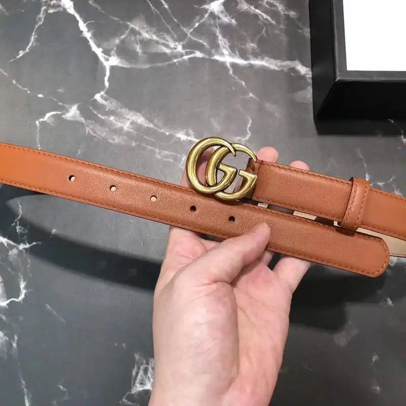 G*u*i s belte 1905bl0153