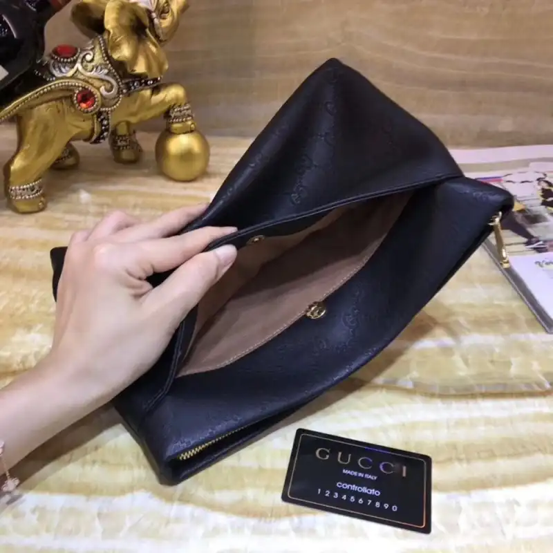 G*u*i bags 1910bb0021