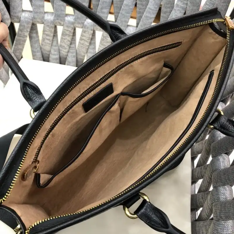 G*u*i bags 1910bb0039