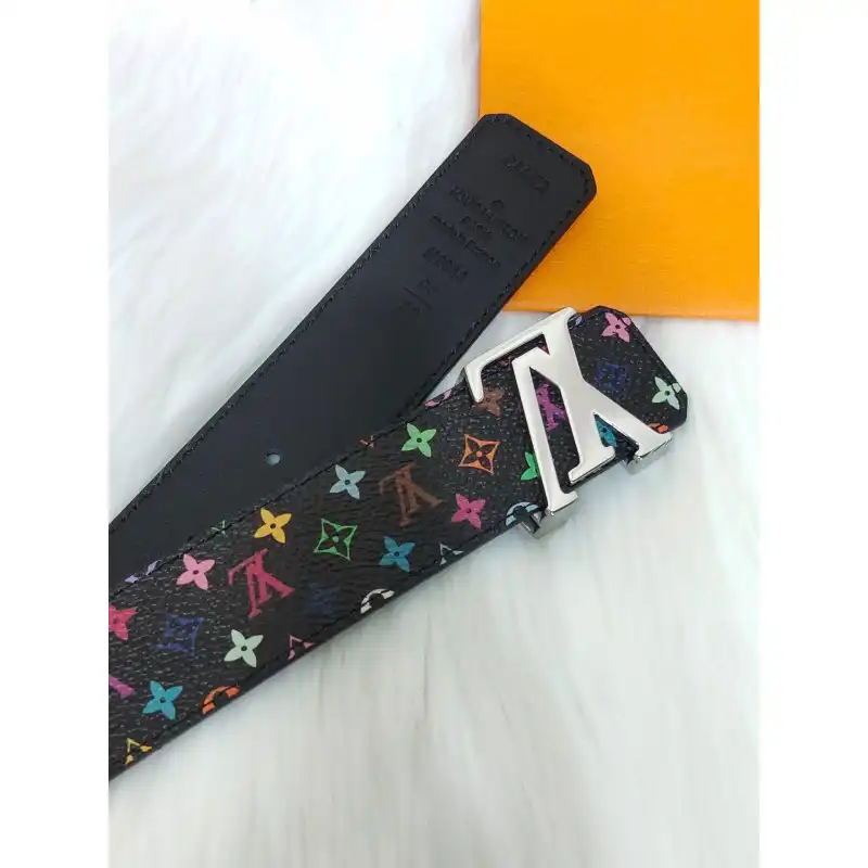 LV s Belte 19XIA0055