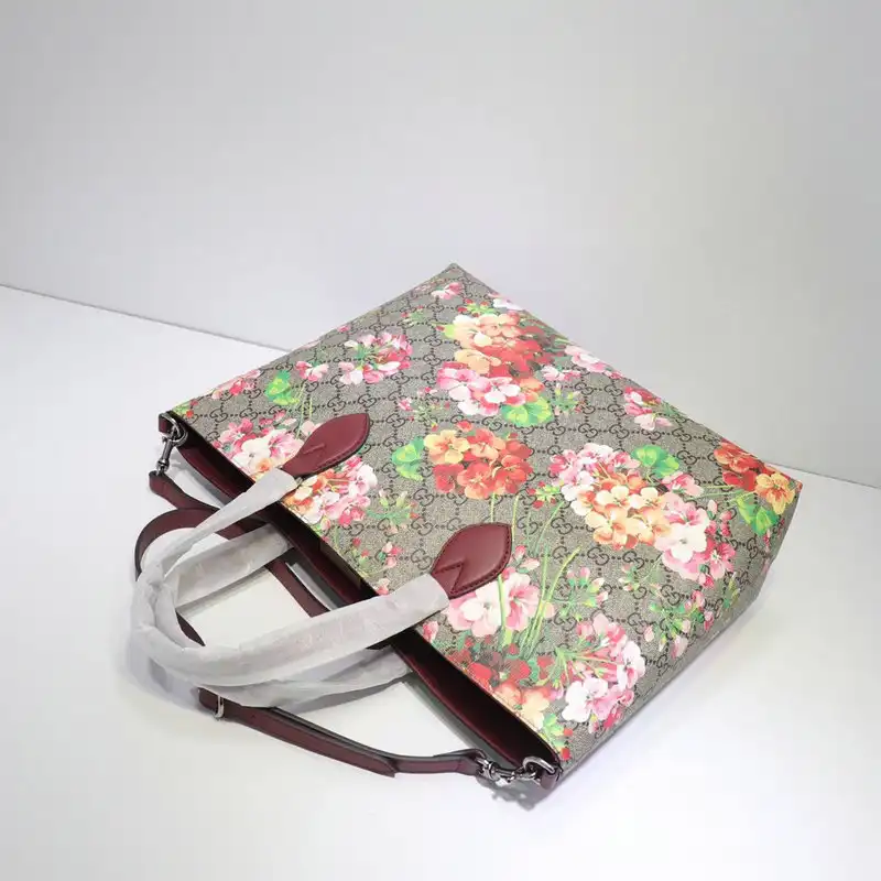 G*u*i bags 20guc0011