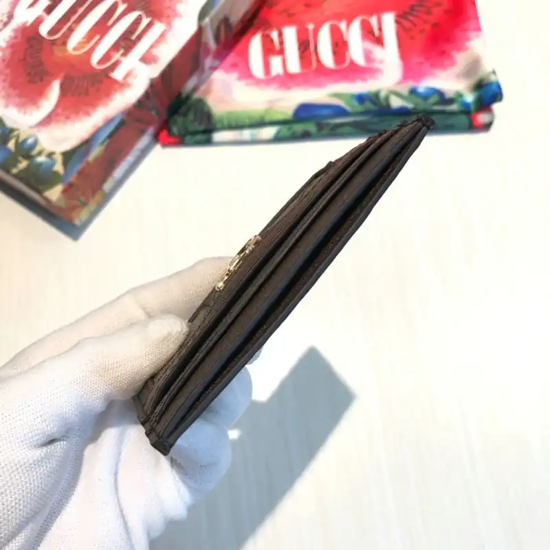 G*u*i bags 20guc0102