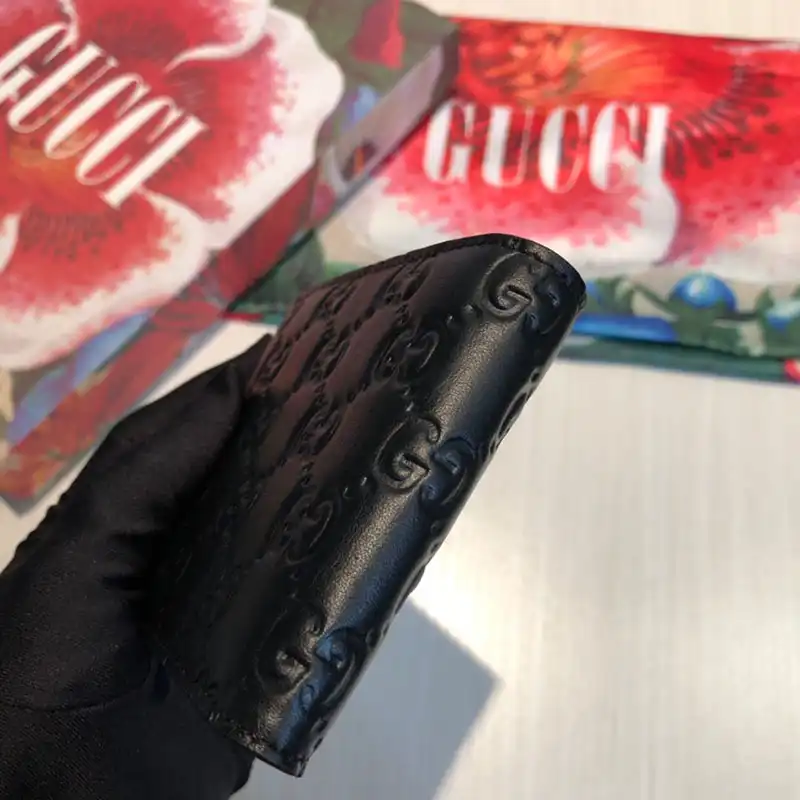 G*u*i bags 20guc0120