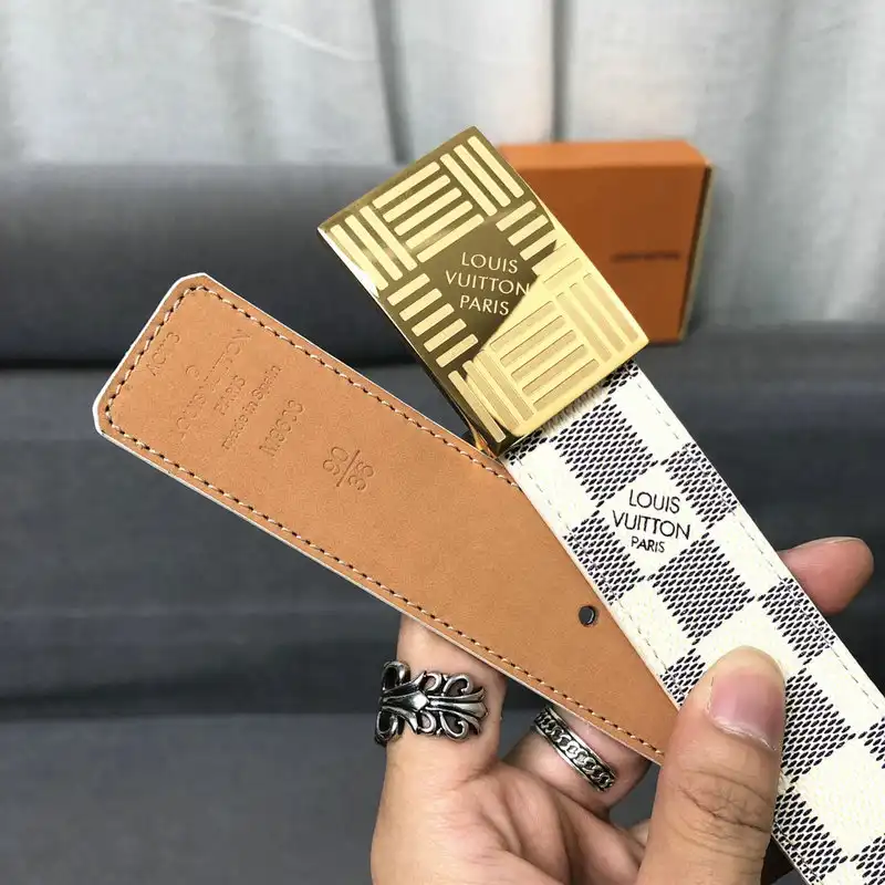 LV Belts 2102SH0065