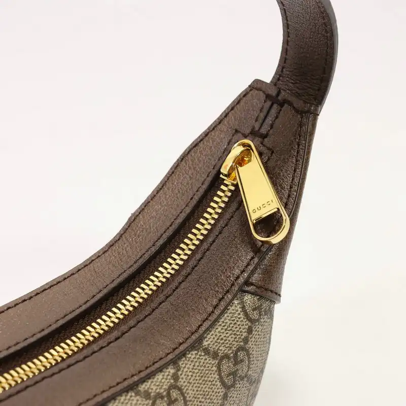 G*u*i bags 2106dj0040