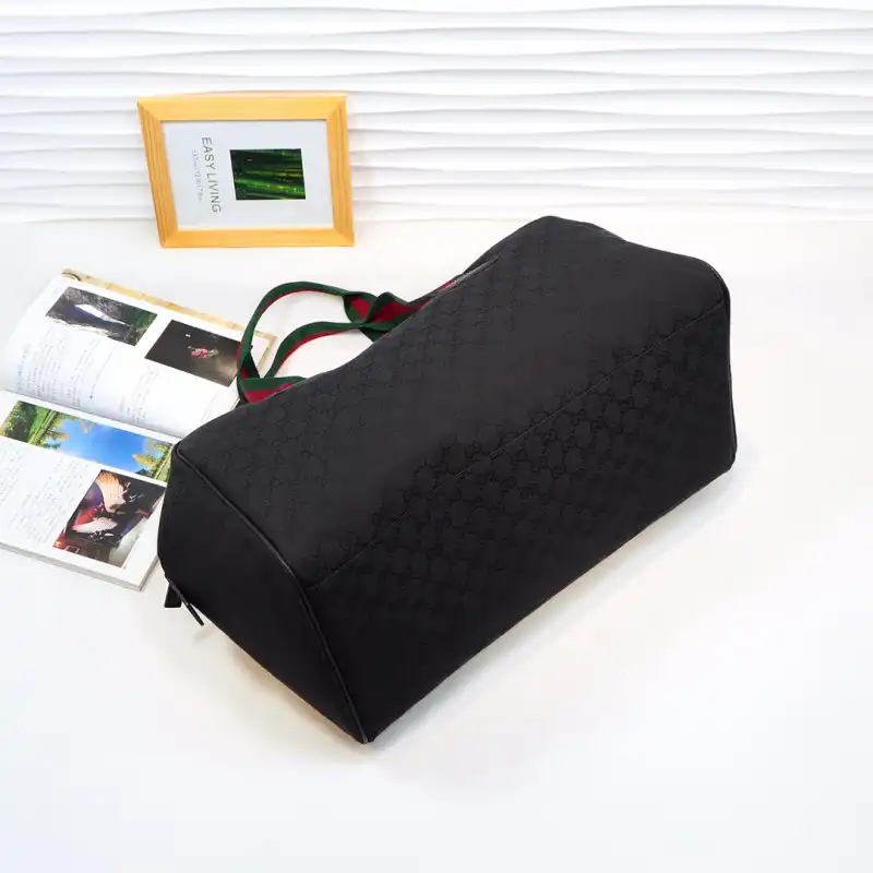 G*u*i s bags 2108dj0030