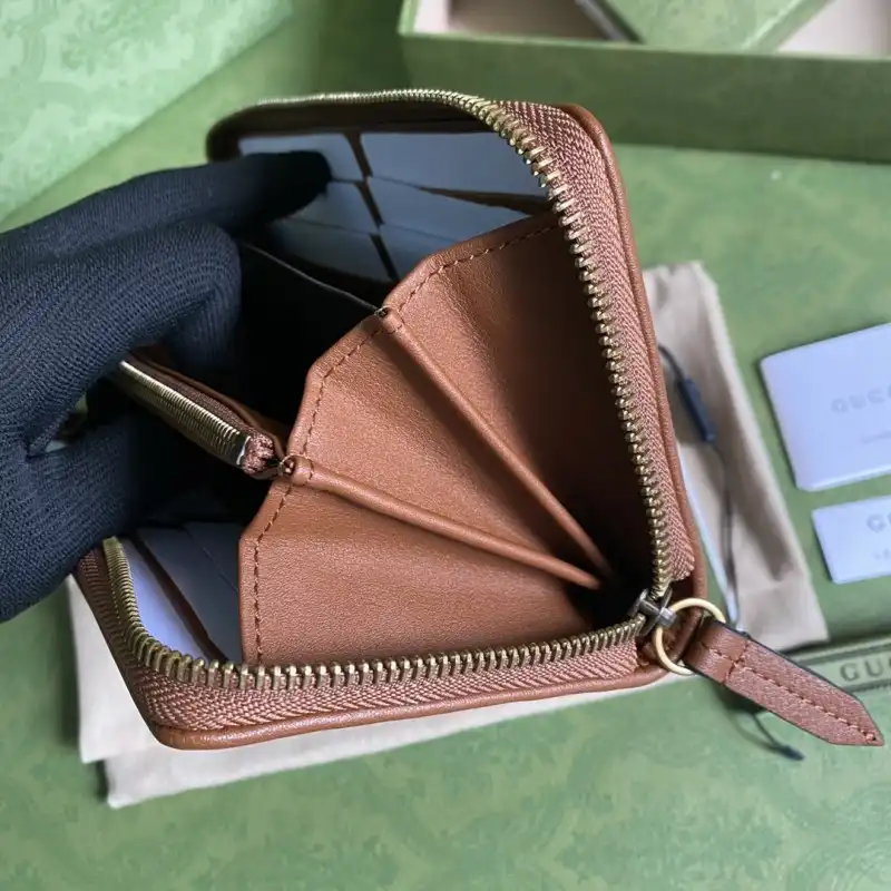 G*u*i s bags 2108ya0065