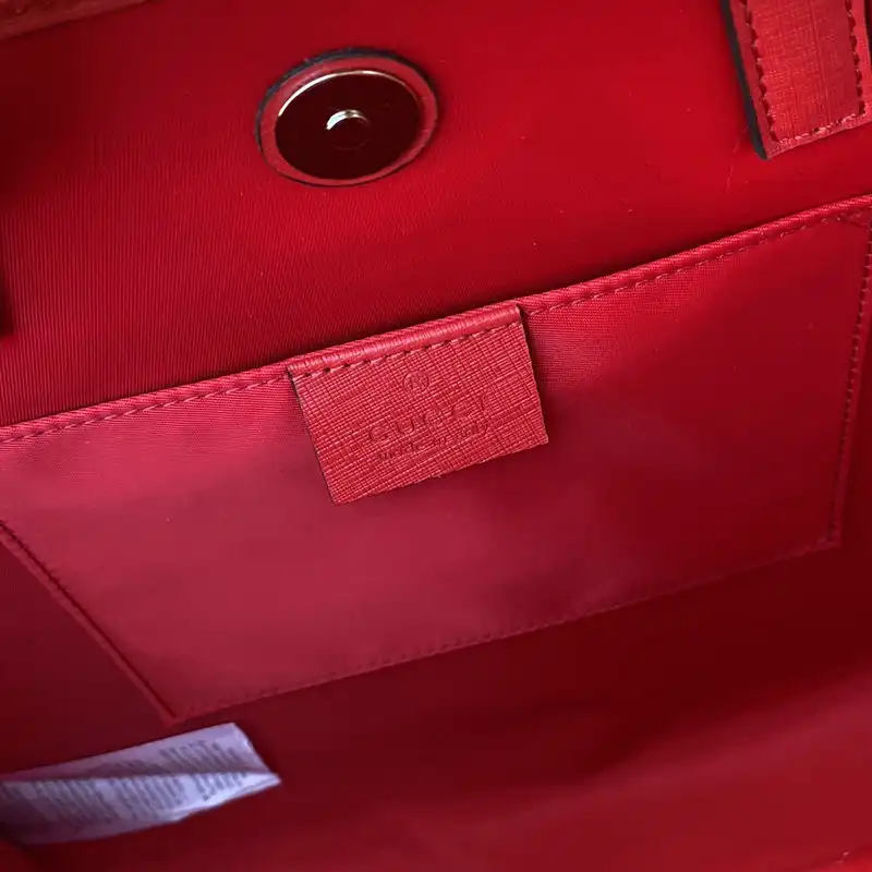 G*u*i bag 2109ya0082