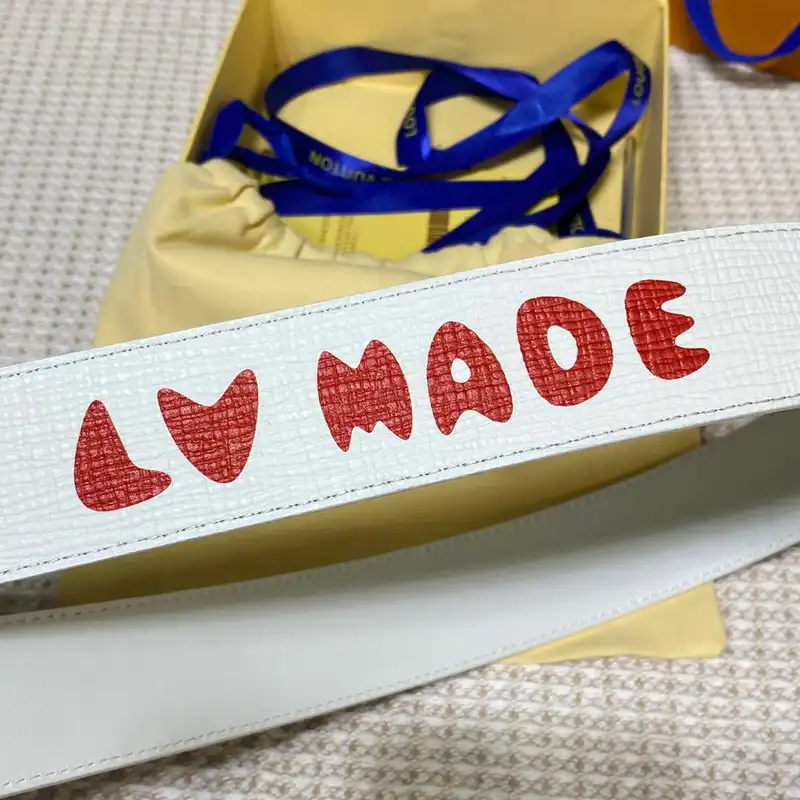 LV Belts 2201XA0134