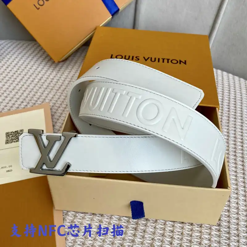 LV Belts 2204XA0134
