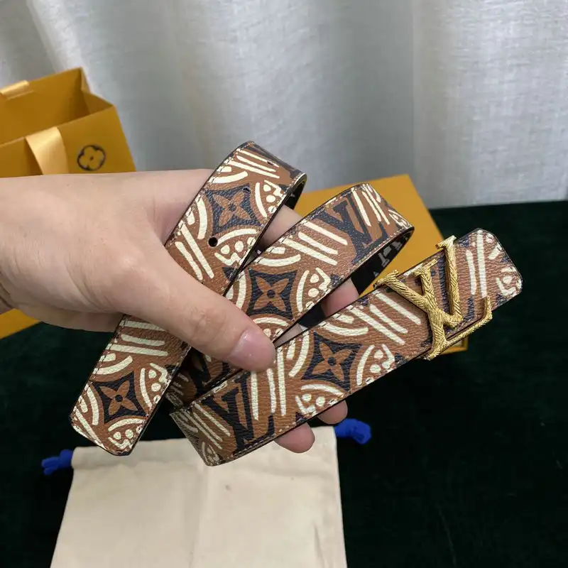 LV Belts 2204XA0187