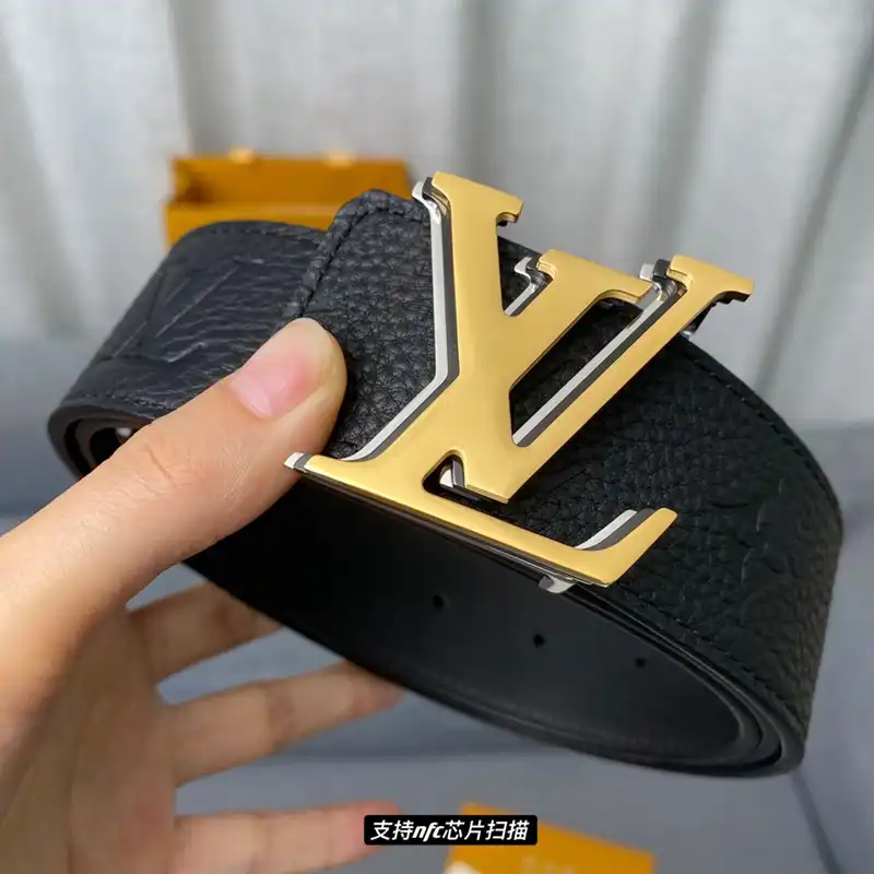 LV Belts 2210XA0001
