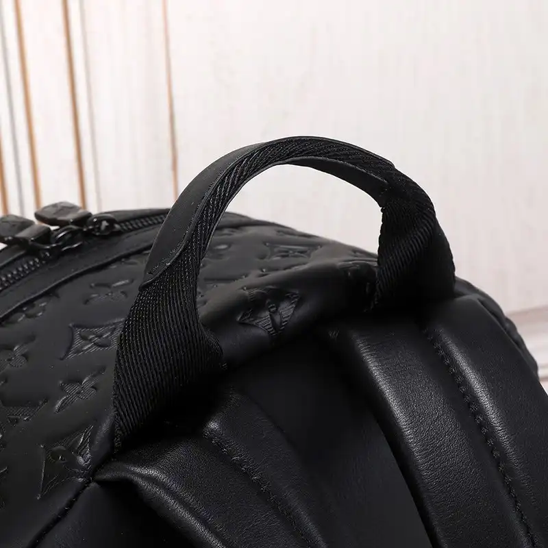 LV Bag 2306YA0133