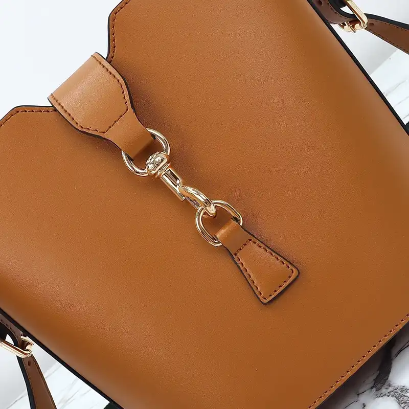 G*u*i bags 2407ya0006