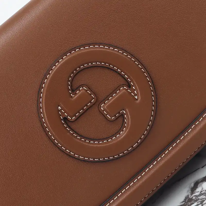 G*u*i bags 2410ya0195