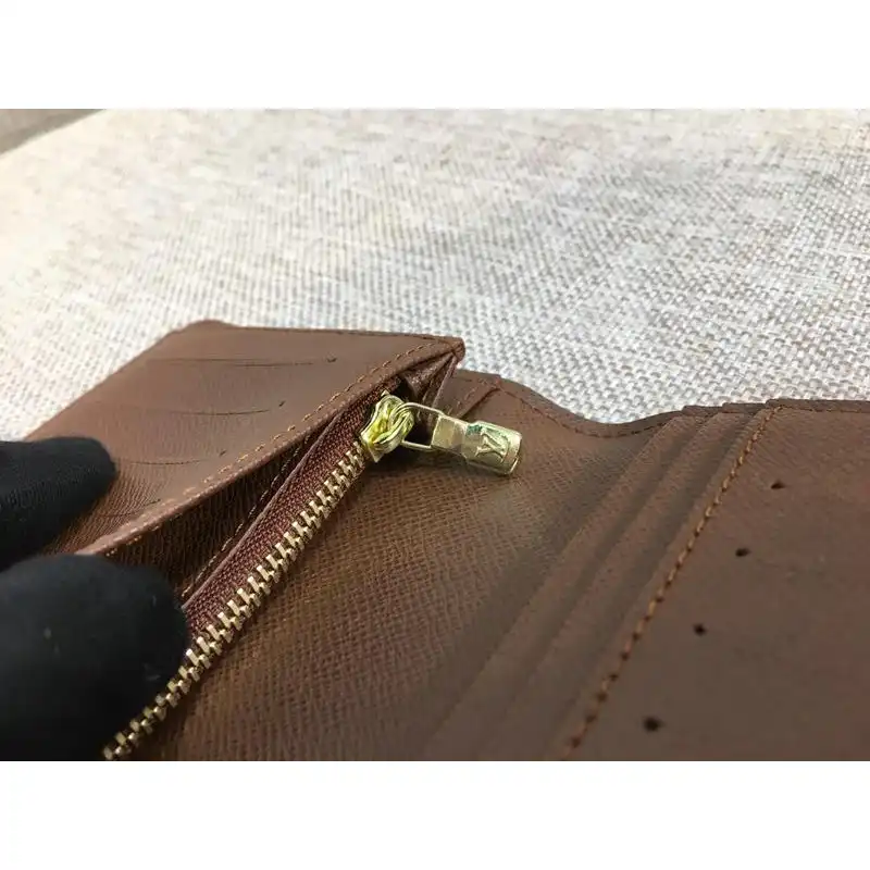 LV Bags 19T1L0621