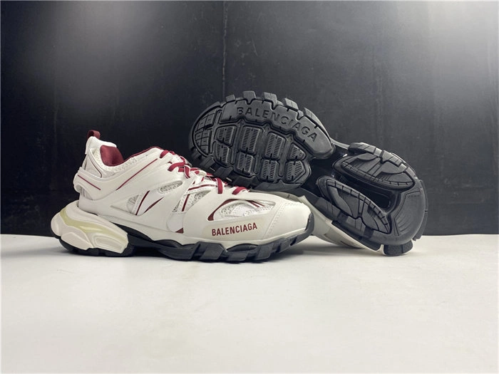 BLCG TRACK SNEAKER 542023 W3AC1 WrinkleFree 4536