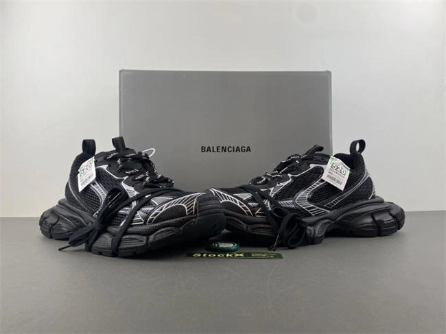 Original Balenciaga 734734 W3RB8 4275