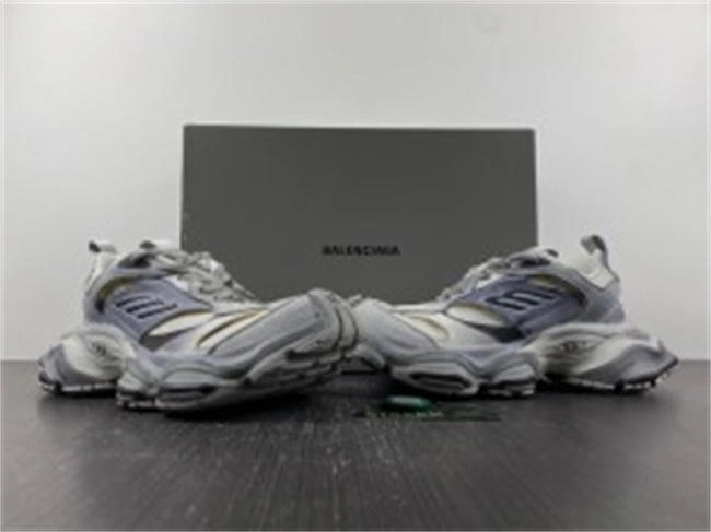 Balenciaga 784341 W2MV9 SunProtective 4354