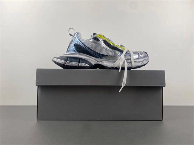 SportInspired Balenciaga IAGA -PHANTOM SNEAKER 734734 W3XL5- 4327