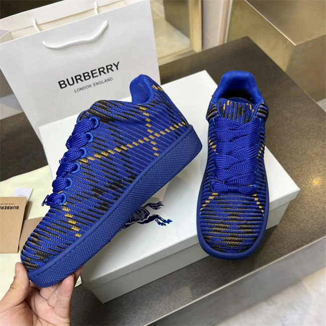 Burberry Sneaker Unisex 2611