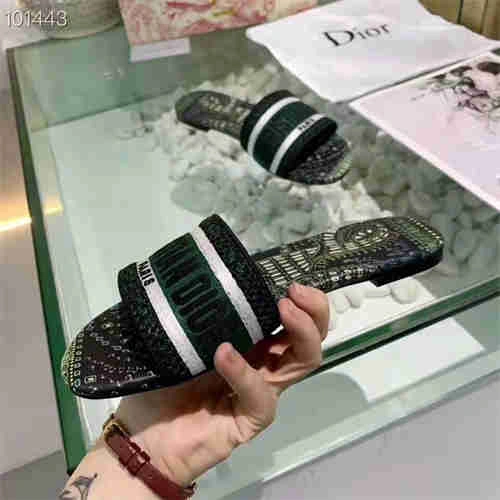 Contemporary Dio Slipper 5789