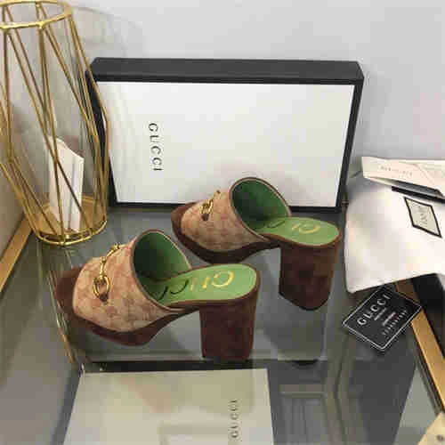 Unique Gocci Slipper 5647