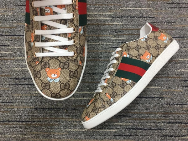 G*u*i ace sneaker zipup 130