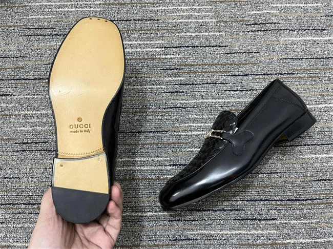 G*u*i loafer travelready 322