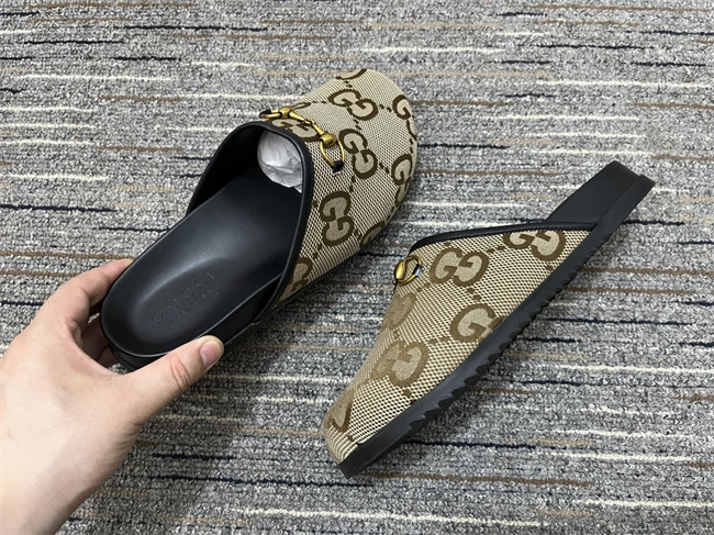 smoothtexture G*u*i slide 410