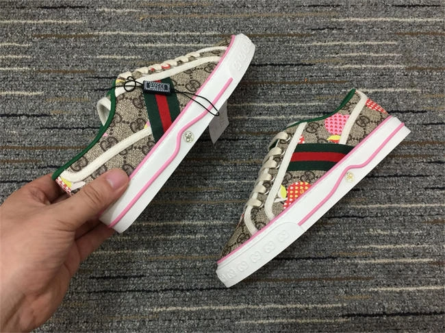 G*u*i tennis 1977 sneaker minimalist 74