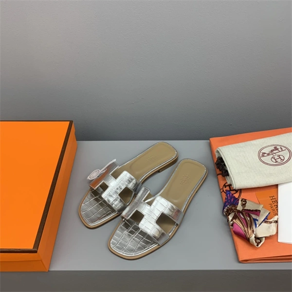 H Slipper Refined 2328