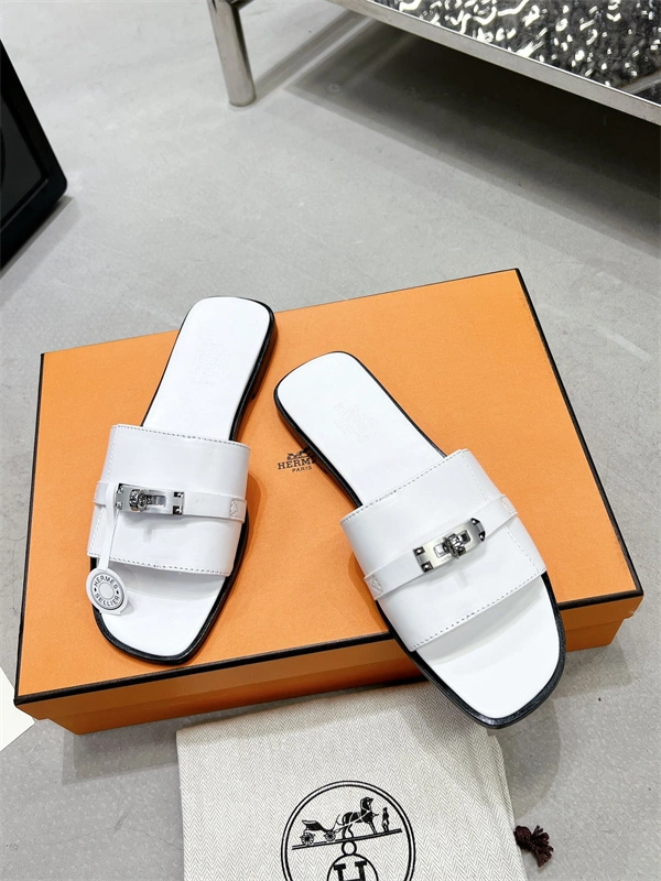 Elegant H Slipper 2372