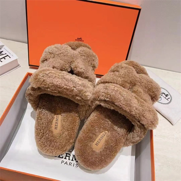 Efficient H Slipper 2380