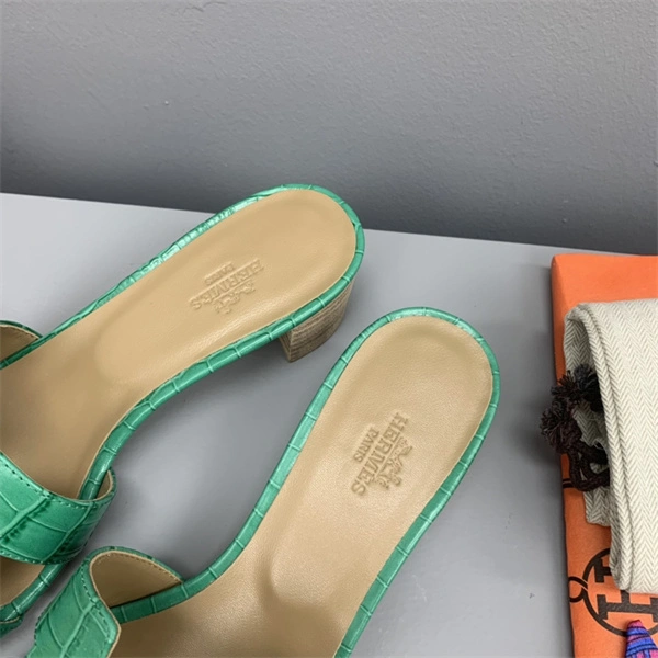 Timeless H Slipper 2385