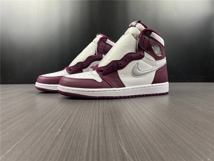 Jordan1 Retro OG Bordeaux 555088- WrinkleFree 3717