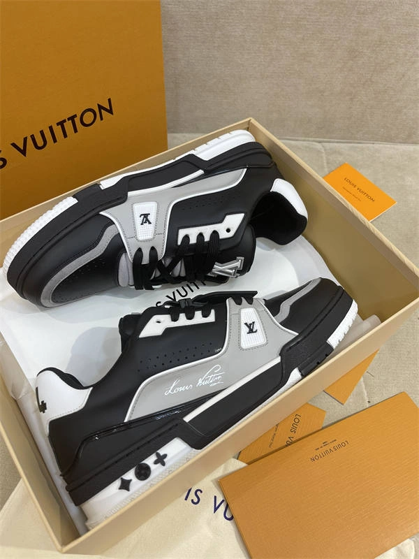 LV MoistureWicking 1822