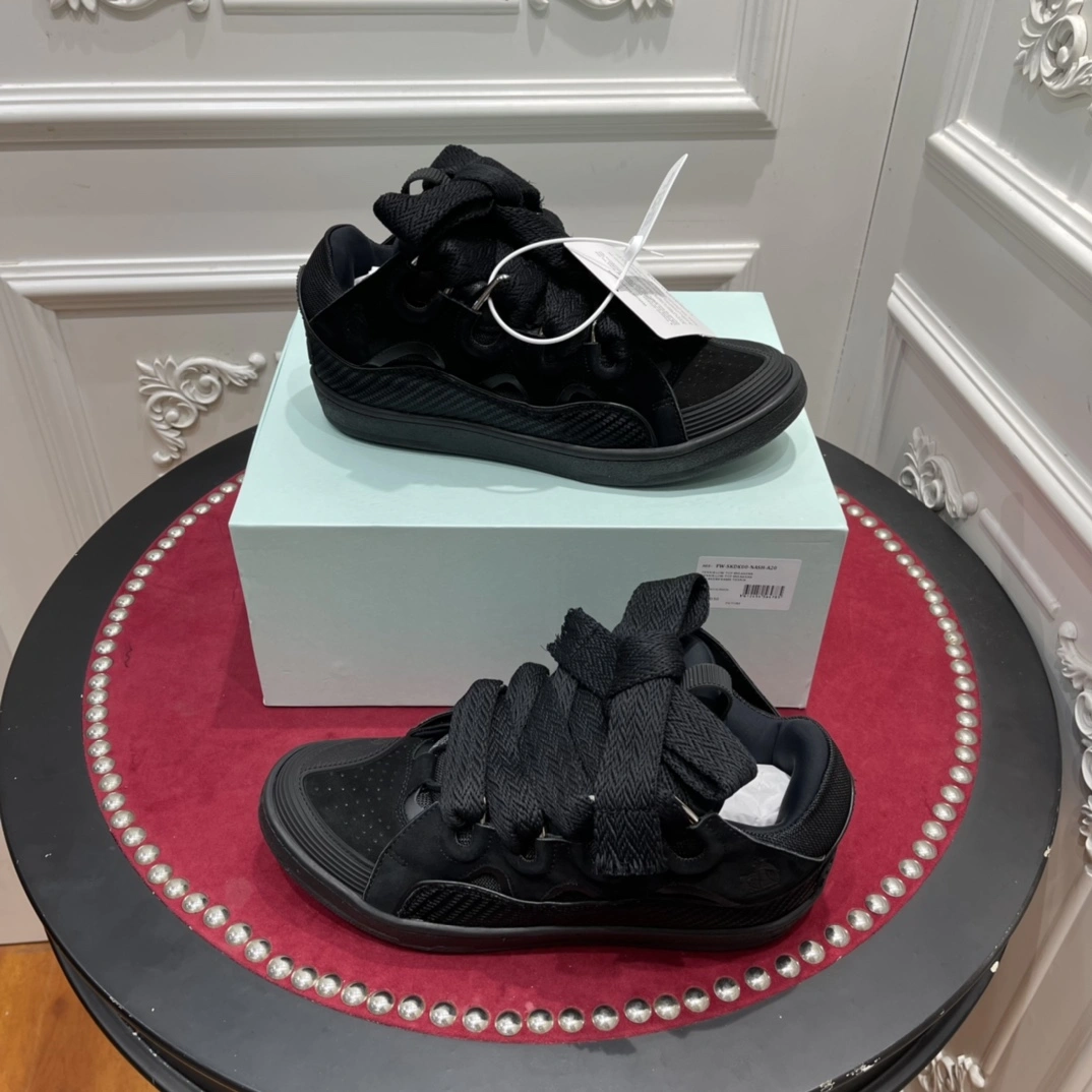 UrbanChic Lanvon Curb Sneaker All Black 819