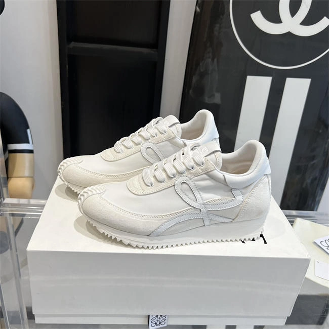 Soft Loewe Sneaker 2477
