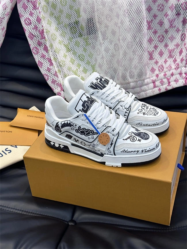 Lv Trainer Sneaker Fashionable 2063