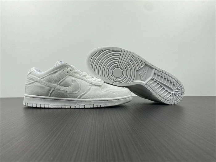 EasyCare Nike Dunk Low Dover Street Market Triple White Velvet DH2686- 4766