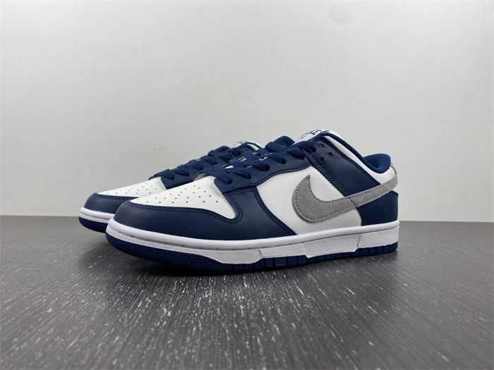 SportInspired Nike Dunk Low Summit White Midnight Navy FD9749- 4589