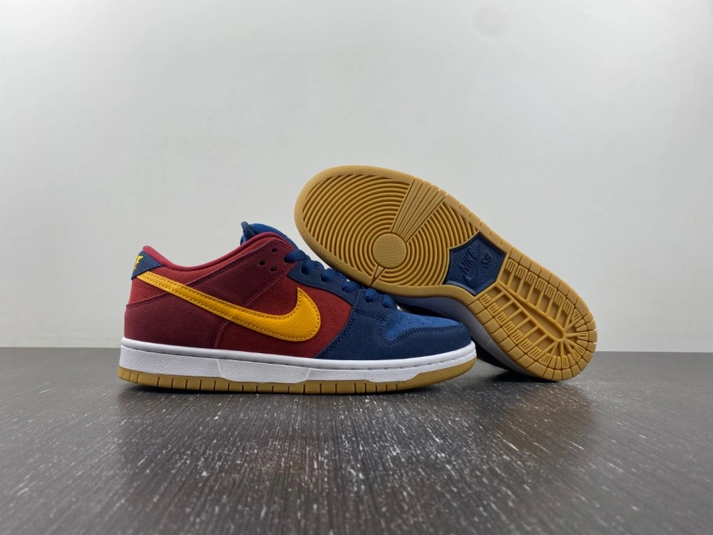 Nike SB Dunk Low Barcelona  DJ0606- Snug 4574