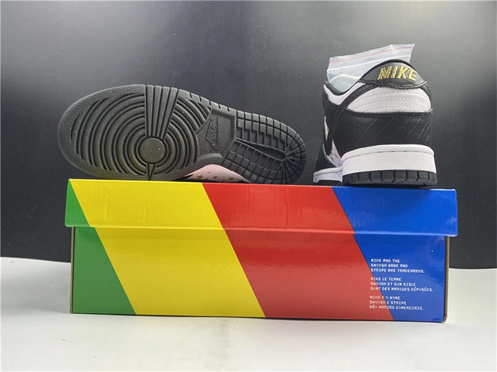 OdorResistant Nike SB Dunk Low Supreme Stars Black DH3228- 4868