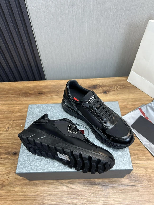 Prada Runner Sneaker EasyCare 3195