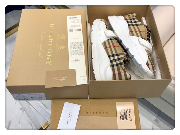 bvrberry MJ WeatherProof 2658